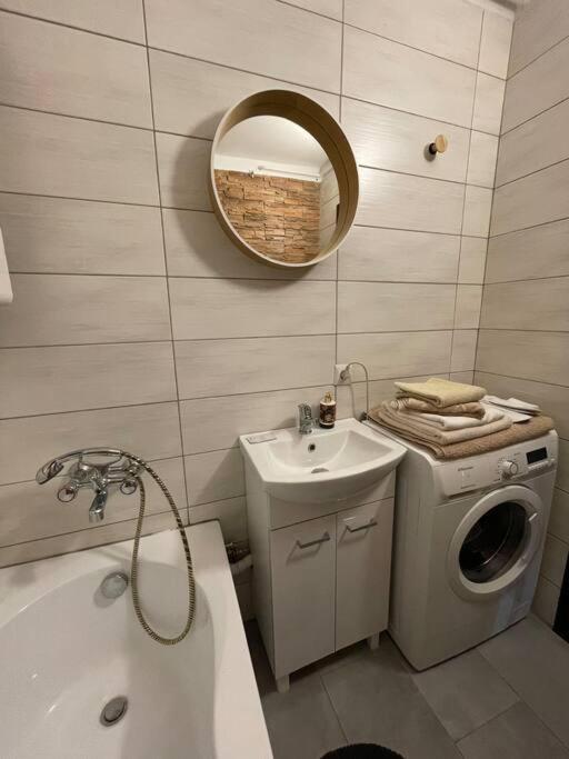 Sunny Apartment In Silesia Czeladź Exterior foto
